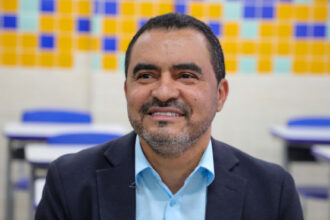 governador-wanderlei-barbosa-autoriza-medicina-e-amplia-oferta-de-cursos-superiores-presenciais-da-unirg-em-colinas-do-tocantins