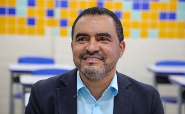 governador-wanderlei-barbosa-autoriza-medicina-e-amplia-oferta-de-cursos-superiores-presenciais-da-unirg-em-colinas-do-tocantins