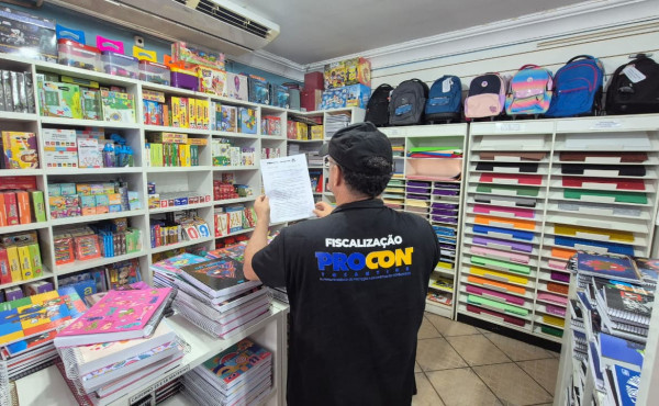 procon-tocantins-encontra-variacao-de-348%-nos-materiais-escolares-em-palmas