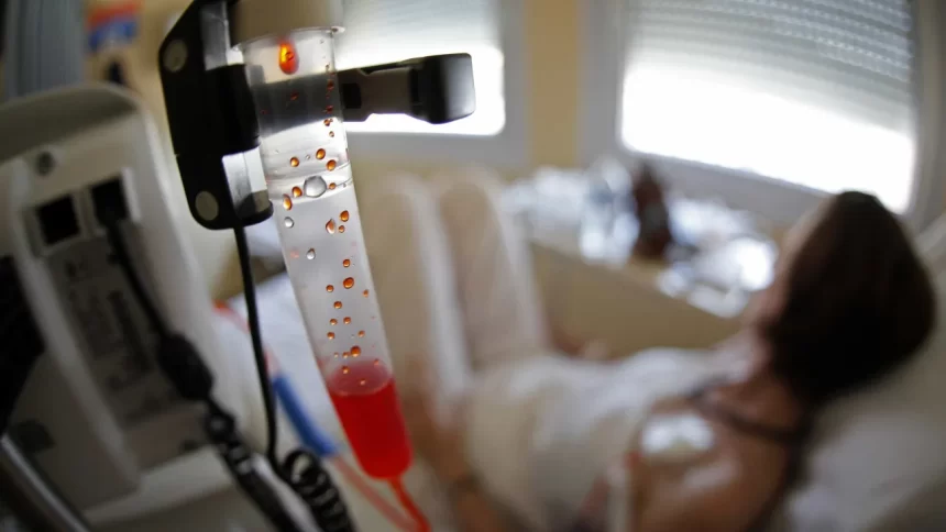 apos-quatro-anos-de-quimioterapia,-mulher-descobre-que-nunca-teve-cancer