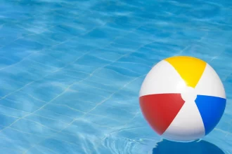 adolescente-de-14-anos-morre-apos-levar-choque-eletrico-em-piscina-no-pr