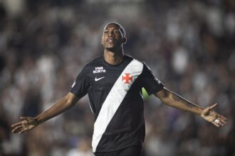 rayan-e-coutinho-brilham-e-vasco-vence-o-marica-na-estreia-do-carioca