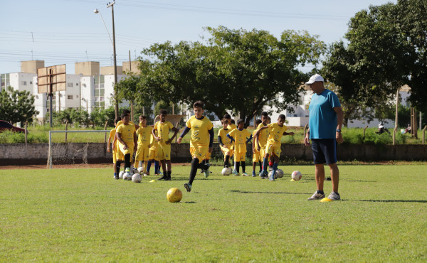 governo-do-tocantins-abre-matriculas-para-a-escolinha-nilton-santos-em-palmas-e-araguaina