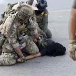 casal-acusa-ice-de-jogar-gas-lacrimogenio-em-carro-com-seus-6-filhos