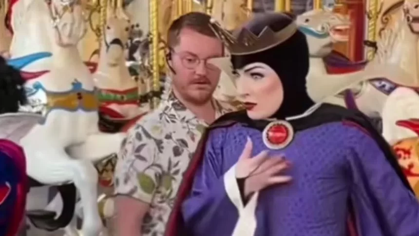 rainha-ma-da-disney-viraliza-por-sua-atuacao-e-acaba…-demitida