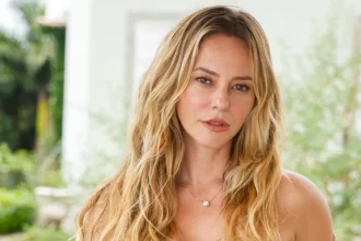 paolla-nega-‘caminhao-de-rosas’-e-critica:-‘invasao-de-um-desconhecidido’