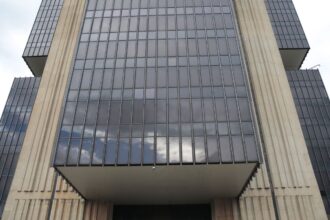 mercado-financeiro-reduz-para-4,02%-projecao-de-inflacao-para-2026