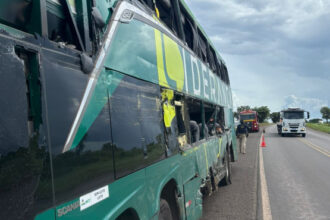 cbmto-atende-acidente-de-transito-na-br-153-entre-guarai-e-presidente-kennedy