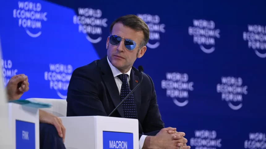 macron-critica-eua-em-davos-e-diz-que-europa-prefere-respeito-a-lidar-com-valentoes