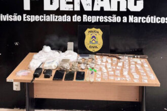 em-palmas,-denarc-desarticula-ponto-de-venda-de-drogas-e-prende-traficante