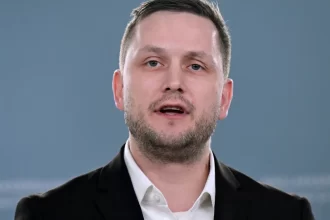 groenlandia-reage-a-ameaca-dos-eua-e-orienta-populacao-a-se-preparar