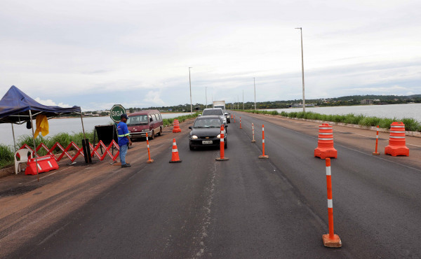 governo-do-tocantins-inicia-servicos-noturnos-de-siga-e-pare-na-ponte-entre-palmas-e-luzimangues-a-partir-desta-quarta-feira,-21