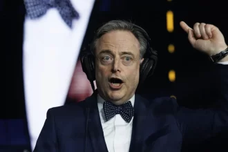 europa-precisa-dizer-nao-a-trump-ou-sera-escrava,-diz-premie-belga