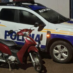policia-militar-recupera-motocicleta-roubada-e-apreende-adolescente-na-br-153
