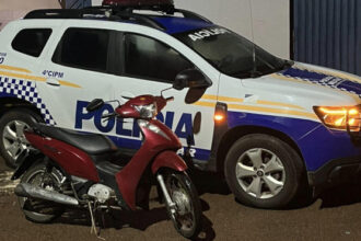 policia-militar-recupera-motocicleta-roubada-e-apreende-adolescente-na-br-153