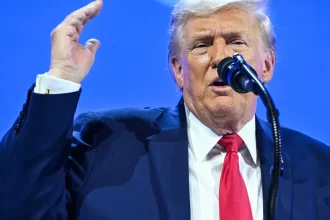 nao-quero-usar-a-forca,-so-quero-a-groenlandia,-diz-trump