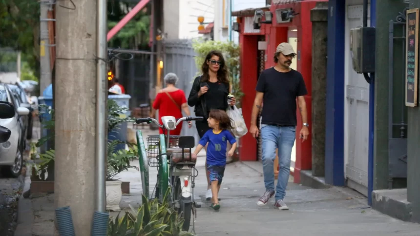 alinne-moraes-e-diretor-mauro-lima-encerram-relacionamento-apos-12-anos