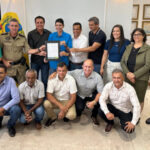 seduc-participa-de-assinatura-de-cessao-de-terreno-para-regularizacao-fundiaria-colegio-militar-diaconizio-bezerra-da-silva-em-paraiso