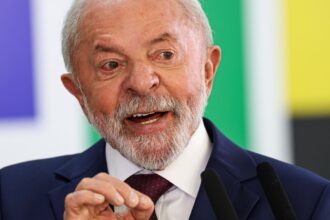 lula-anuncia-isencao-de-visto-a-cidadaos-chineses