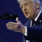 aspirina,-hematomas-e-saude-“perfeita”:-manchas-em-trump-chamam-atencao