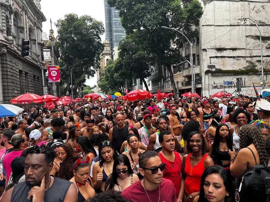 cha-da-alice-e-bloco-da-lexa-abrem-temporada-de-megablocos-no-circuito-preta-gil