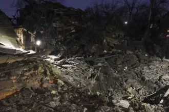 bombardeios-russos-sobre-kiev-e-carcovia-fazem-um-morto-e-15-feridos