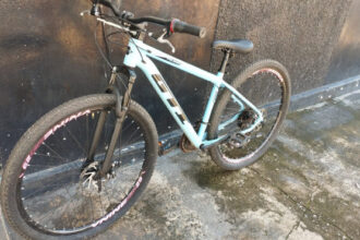 homem-e-preso-pela-pm-por-furto-e-bicicleta-e-recuperada-em-alvorada