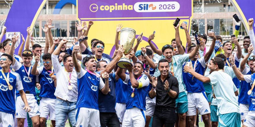cruzeiro-bate-sao-paulo-e-fatura-bicampeonato-da-copinha-apos-19-anos