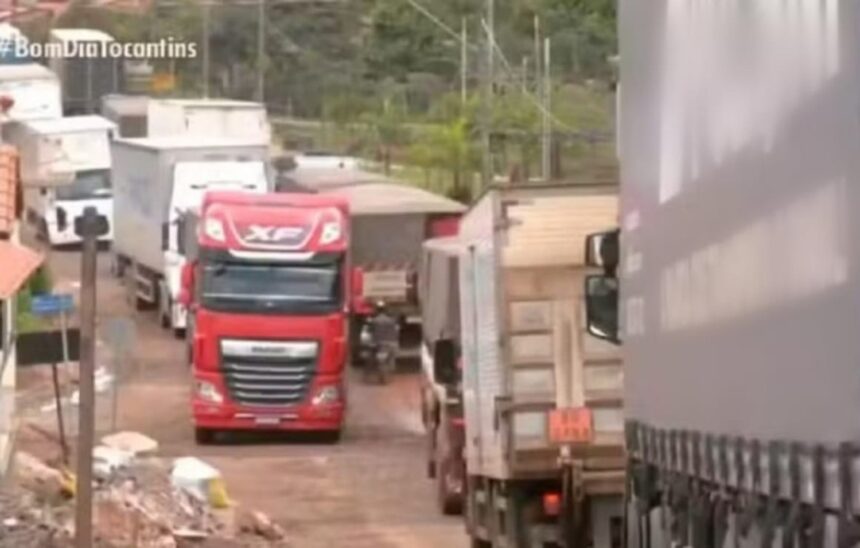 tribunal-determina-bloqueio-de-r$-453-mil-arrecadados-com-taxa-viaria-apos-colapso-da-ponte-no-to