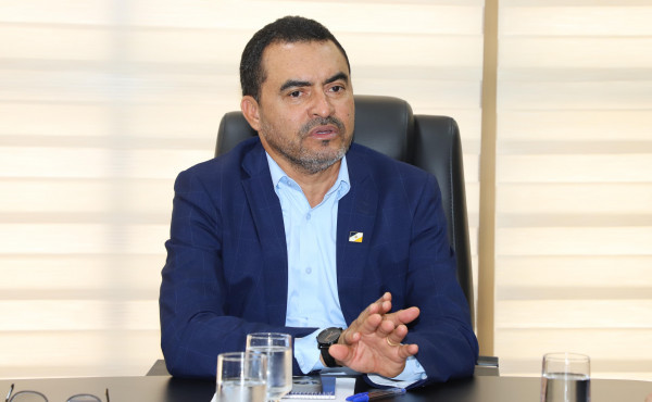 governador-wanderlei-barbosa-determina-que-a-atr-suspenda-o-aumento-de-9,37%-na-conta-de-agua-autorizado-pela-gestao-interina