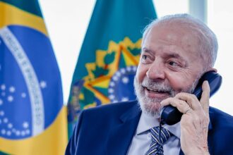por-telefone,-lula-e-macron-conversam-sobre-criacao-de-conselho-da-paz