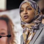 deputada-imigrante-e-atingida-por-liquido-durante-discurso-em-minneapolis