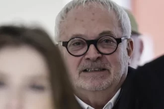 ex-senador-frances-e-condenado-por-dopar-bebida-de-deputada