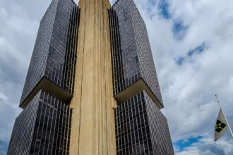 bc-mantem-juros-basicos-em-15%-ao-ano-pela-quinta-vez-seguida