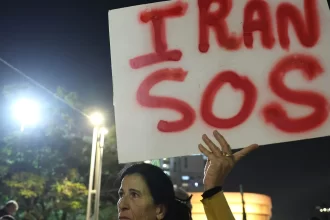 ue-deve-classificar-guarda-revolucionaria-do-ira-como-grupo-terrorista