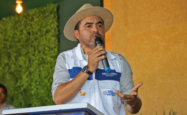 governador-wanderlei-barbosa-participa-da-abertura-nacional-da-colheita-da-soja-2025/26,-em-porto-nacional