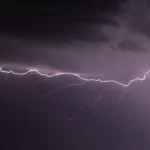 homem-morre-apos-ser-atingido-por-raio-em-praia-do-rs