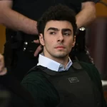 homem-finge-ser-do-fbi-para-soltar-mangione-e-faz-ameaca-com-garfo