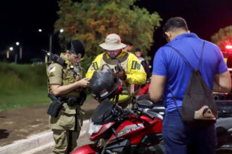 detran-reforca-combate-a-direcao-sob-efeito-de-alcool-com-mais-de-200-testes-do-bafometro