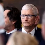 apesar-de-lucros-recorde,-lider-da-apple-admite-preocupacao-com-2026