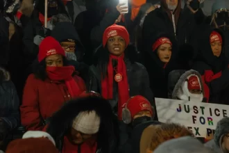 nova-iorquinos-aderem-a-protesto-contra-ice.-“vamos-fechar-tudo”