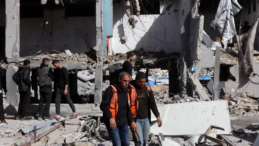 ataques-israelenses-matam-19-palestinos-em-gaza,-dizem-hospitais