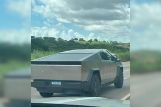 cybertruck-e-avistado-em-cidades-do-tocantins-e-internautas-brincam:-‘vai-desmontar-com-os-buracos’