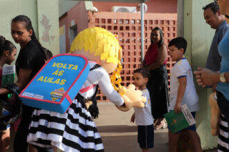 operacao-volta-as-aulas:-detran/to-conscientiza-condutores-sobre-a-importancia-dos-cuidados-no-transito-neste-retorno-do-ano-letivo