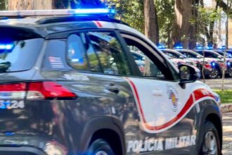 mulher-e-encontrada-nua-morta-na-cama-em-sp;-filha-de-2-anos-e-achada-no-berco-com-sinais-de-violencia