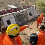 onibus-com-romeiros-capota-e-deixa-15-mortos-e-varios-feridos-no-sertao-de-alagoas