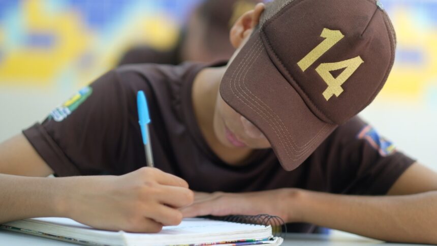 volta-as-aulas:-marcus-marcelo-propoe-capacitar-educadores-para-identificar-violencia-domestica