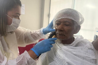 ses/to-promove-dia-da-beleza-no-hospital-regional-de-porto-nacional-para-pacientes-internados