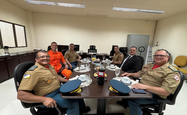 comandante-geral-do-cbmto-realiza-visita-institucional-a-justica-militar