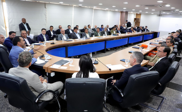 governador-wanderlei-barbosa-reune-equipe-de-governo-para-definir-acoes-e-diretrizes-de-2026
